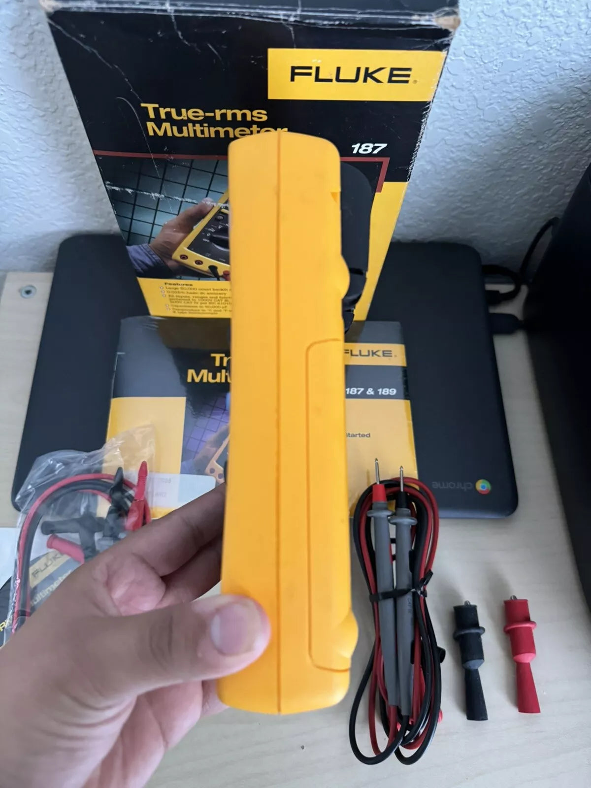 Fluke 187 True RMS Multi Meter with Leads & Calibration Certificate ...
